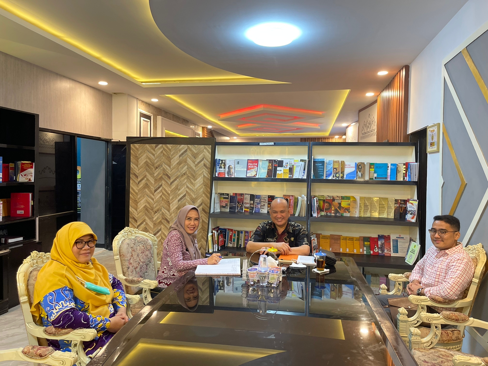 Kunjungan Perangkat Daerah Pemerintah Provinsi Lampung ke Perpustakaan Hukum JDIH Provinsi Lampung